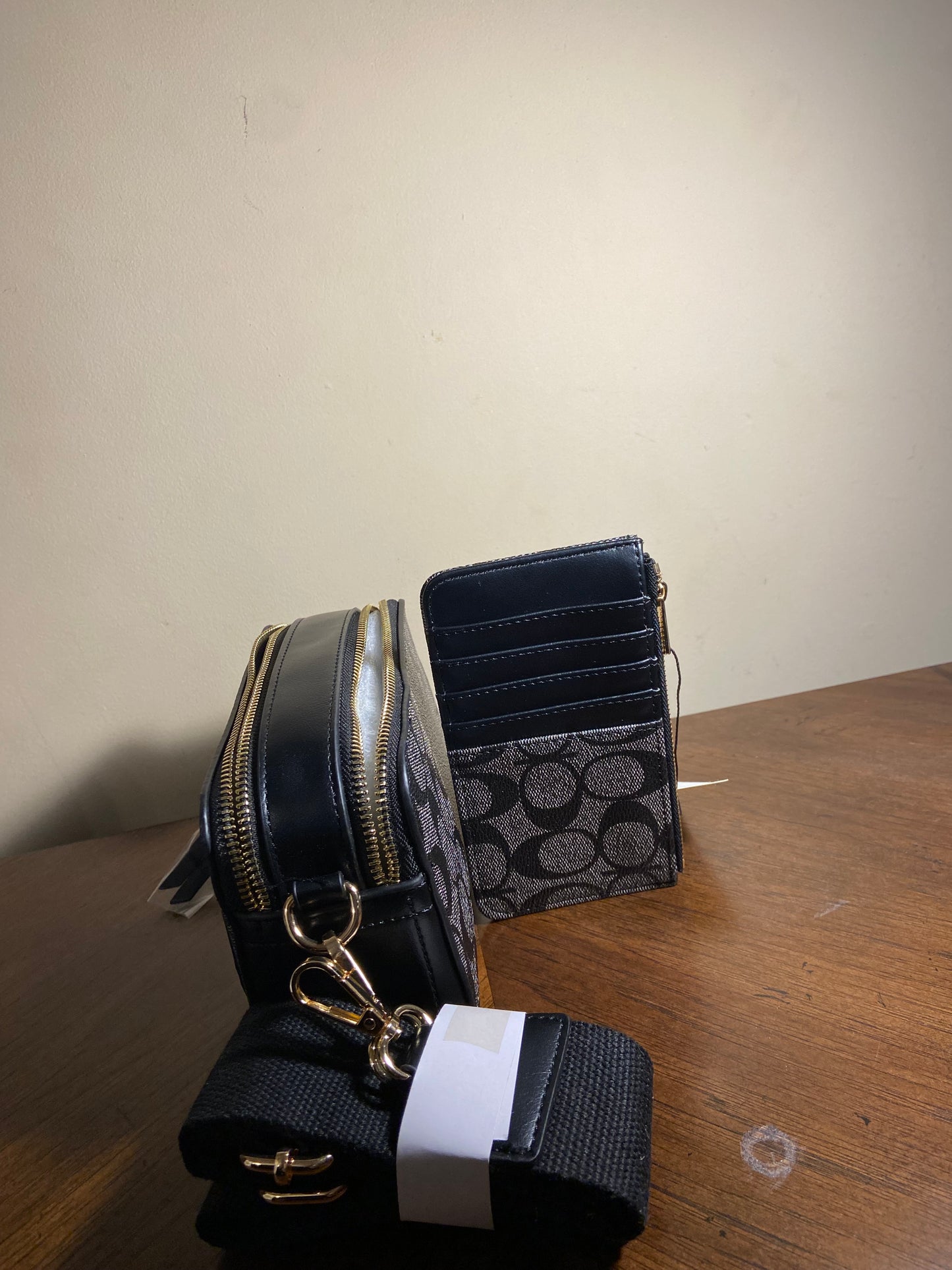 2 IN 1 Crossbody W/Small pouch