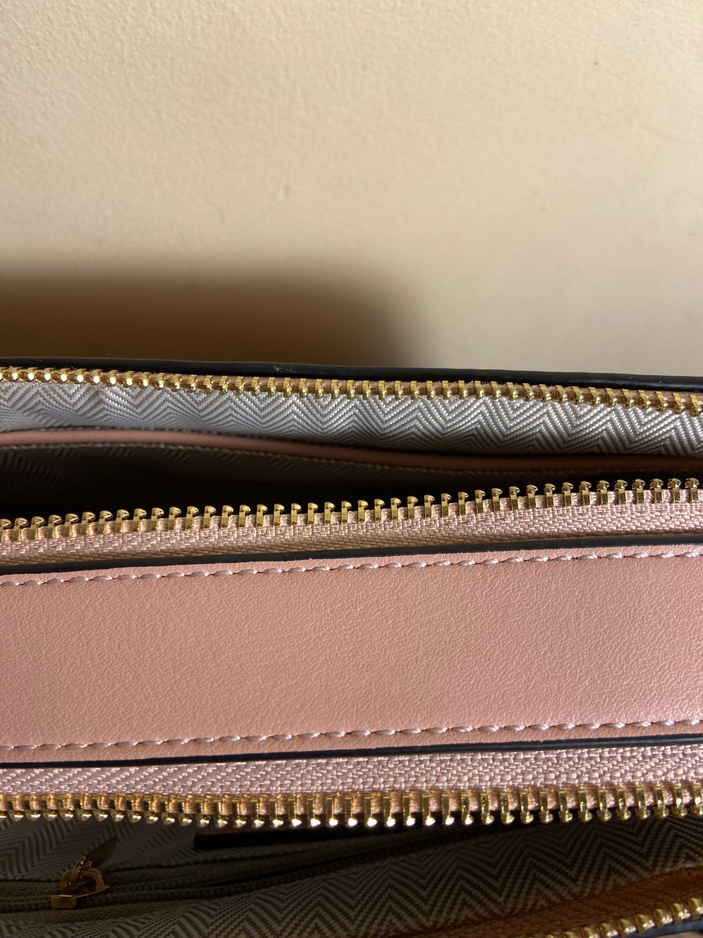 2 IN 1 Crossbody W/ small Pouch